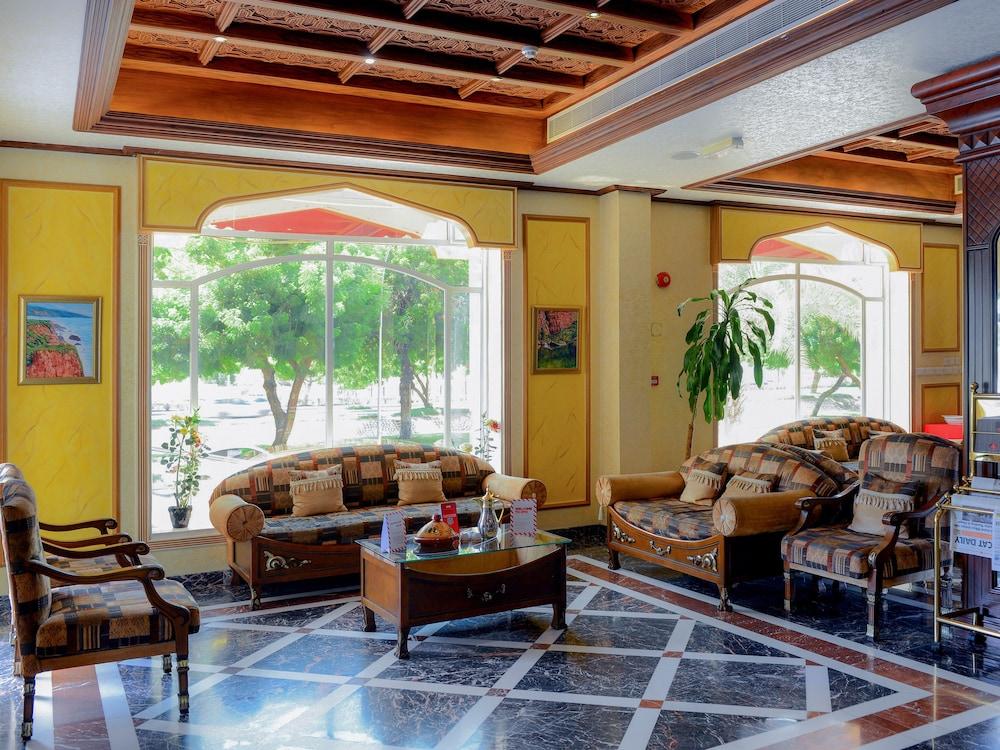 Hotel Golden Oasis 2*