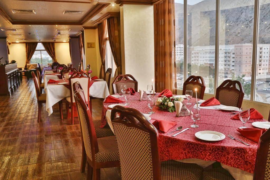 Golden Oasis Hotel