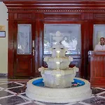 Hotel Golden Oasis