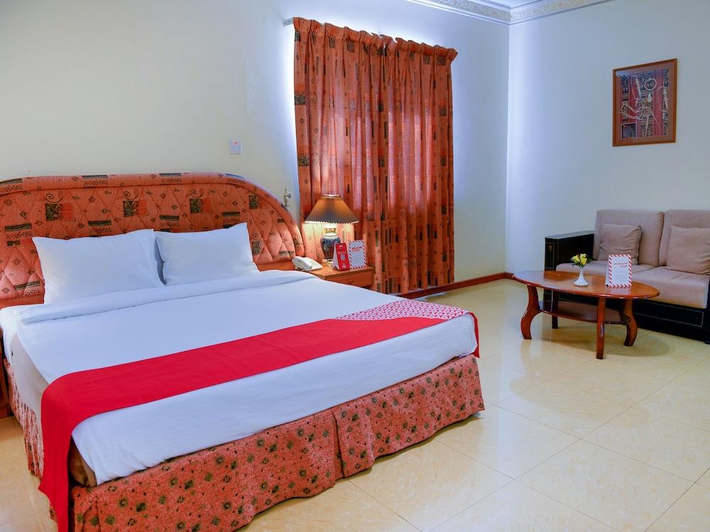 Golden Oasis Hotel 2*
