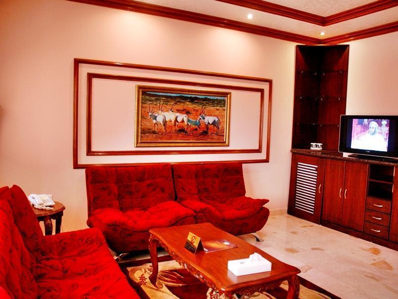 Hotel Golden Oasis