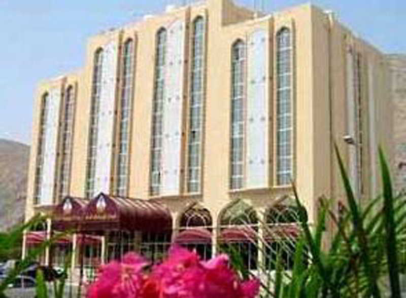 Golden Oasis Hotel 2*
