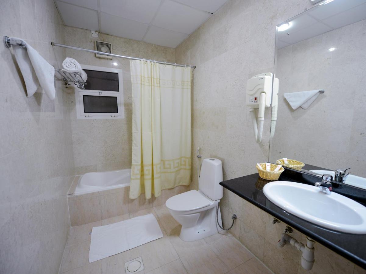 Golden Oasis Hotel 2*