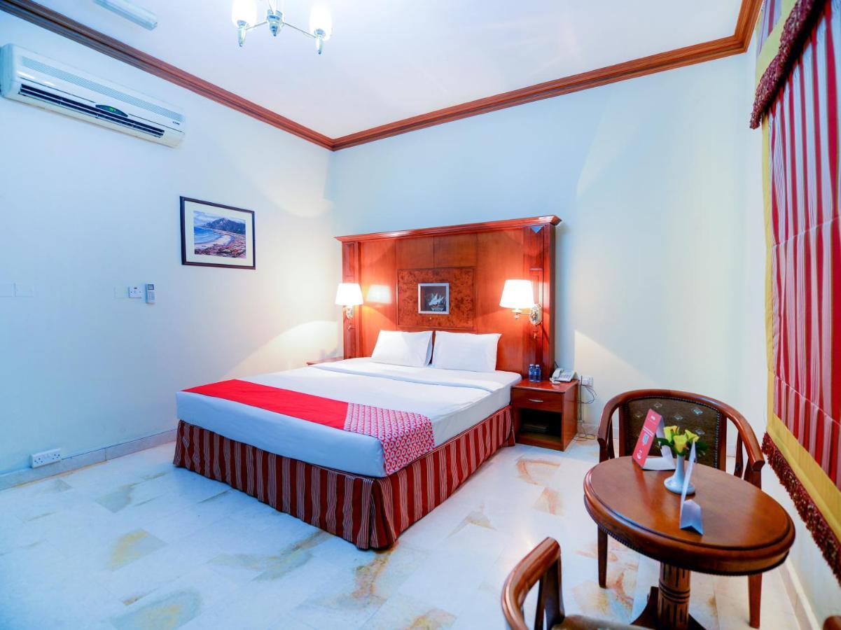 Golden Oasis Hotel