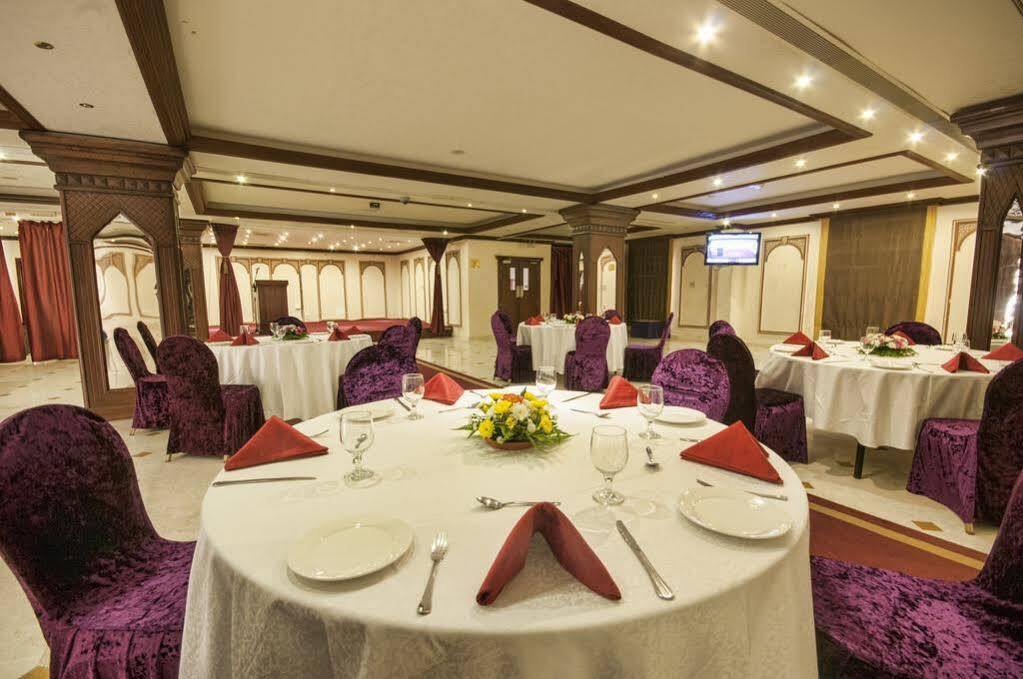 Golden Oasis Hotel